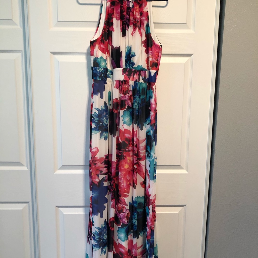 Eliza J size 10 maxi dress